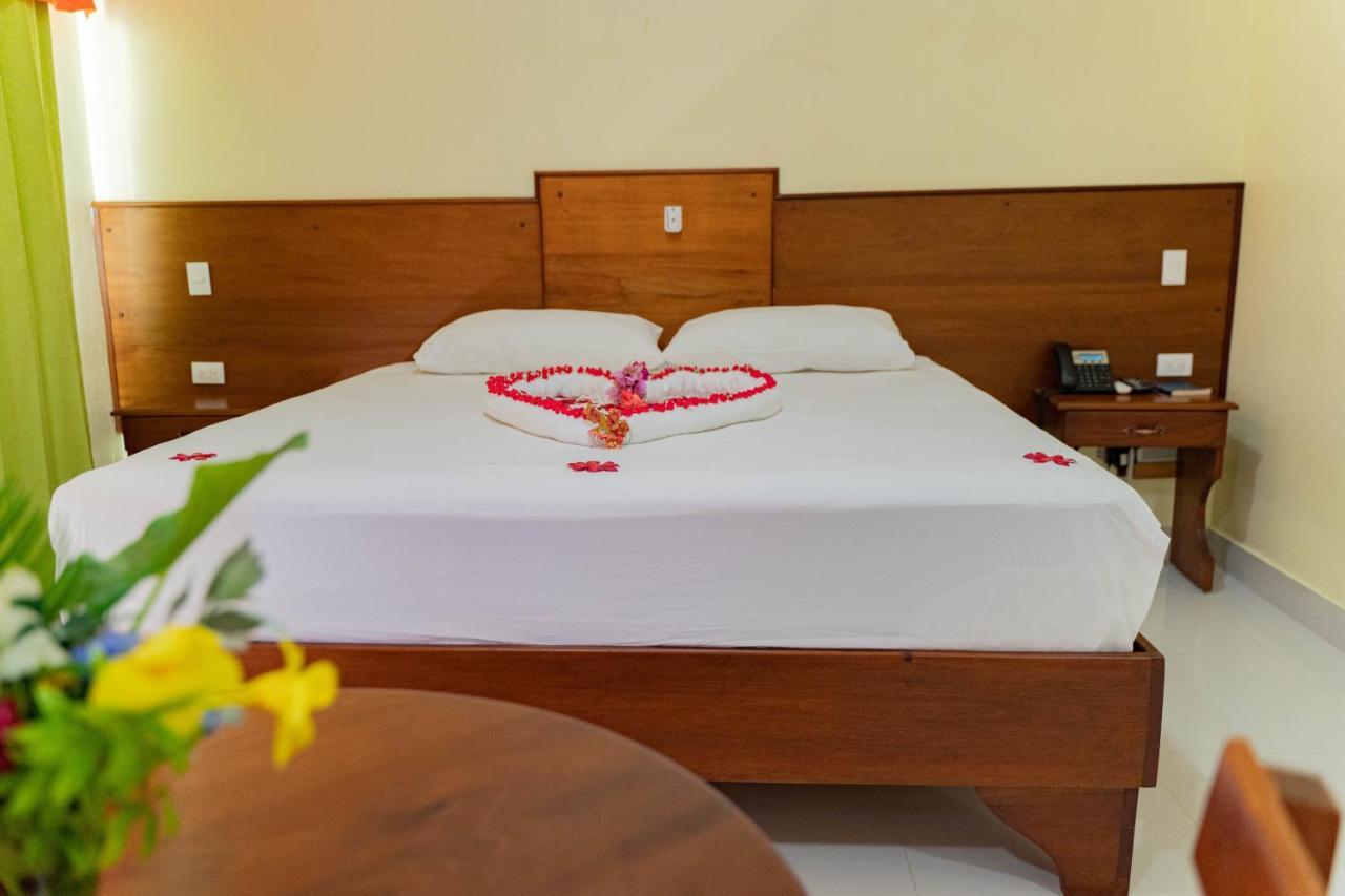 Hotel Yonu Punta Cana Exteriör bild
