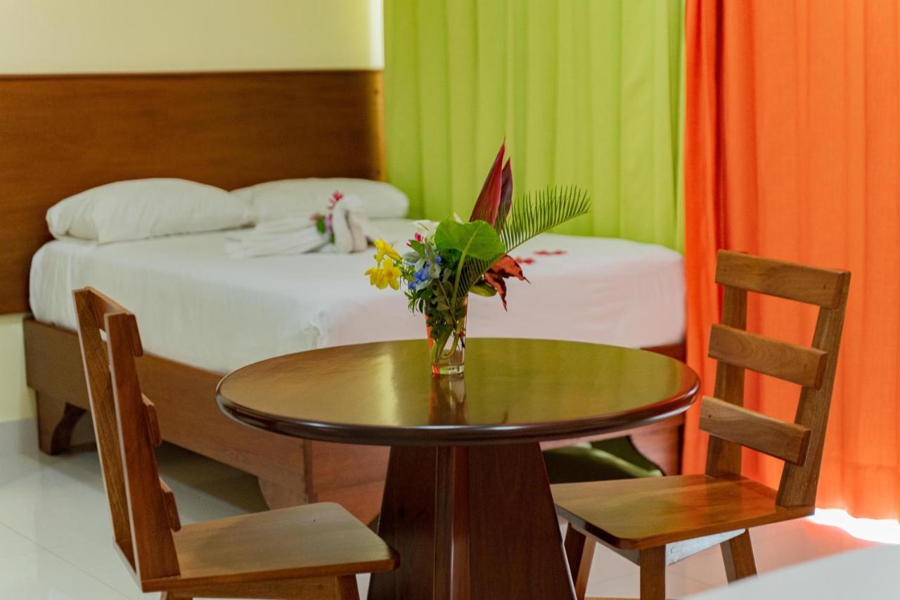 Hotel Yonu Punta Cana Exteriör bild