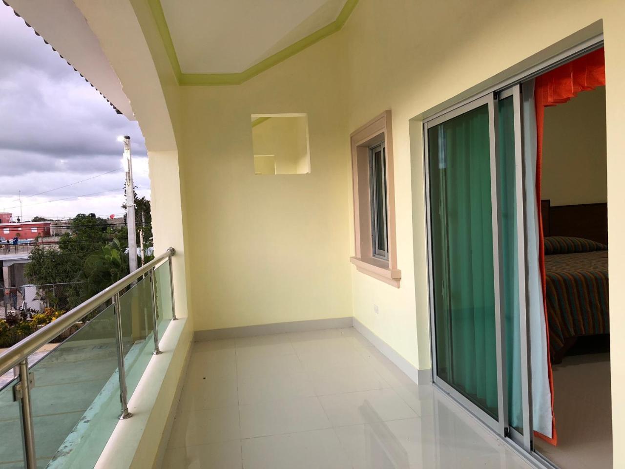 Hotel Yonu Punta Cana Exteriör bild